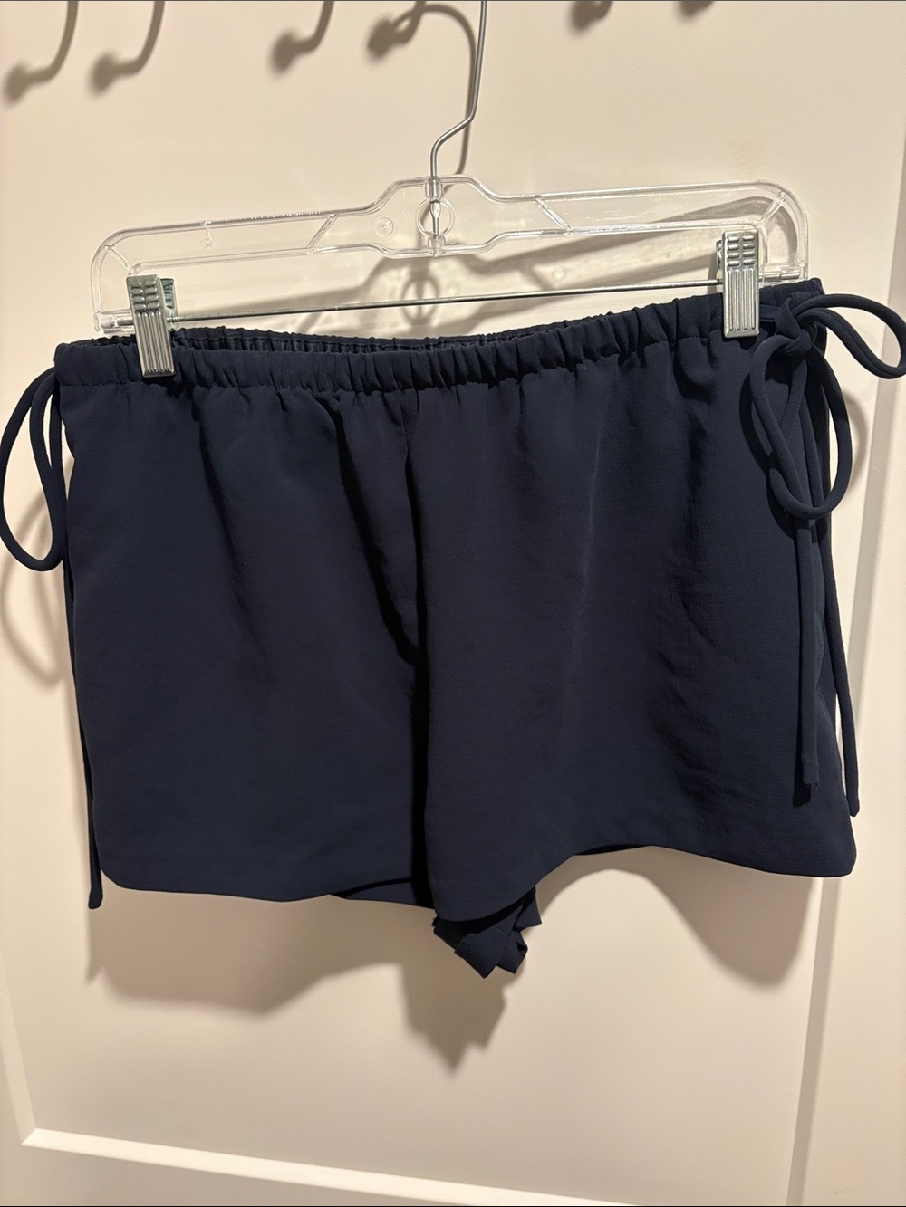 Aritzia Navy Tie-Detail Skort Shorts